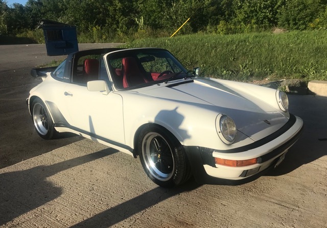 1988 Porsche 911 Carrera 5